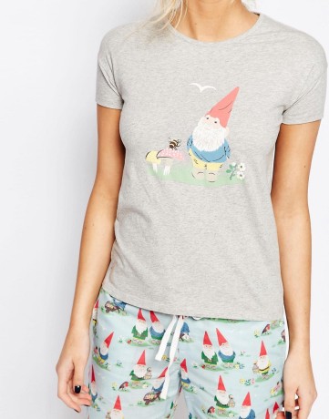 T-shirt de pyjama motif nain de jardin, Cath Kidston sur Asos, 35,99 euros